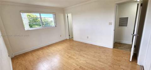 650 Coral Way 404, Coral Gables FL - photo 11 of 18