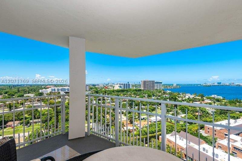 3 bedroom Condominium at 1000 Quayside Terrace 1901, Towers Of Quayside Condo, Miami — photo 3