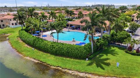 9033 W 33rd Avenue, Hialeah FL - photo 24 of 27