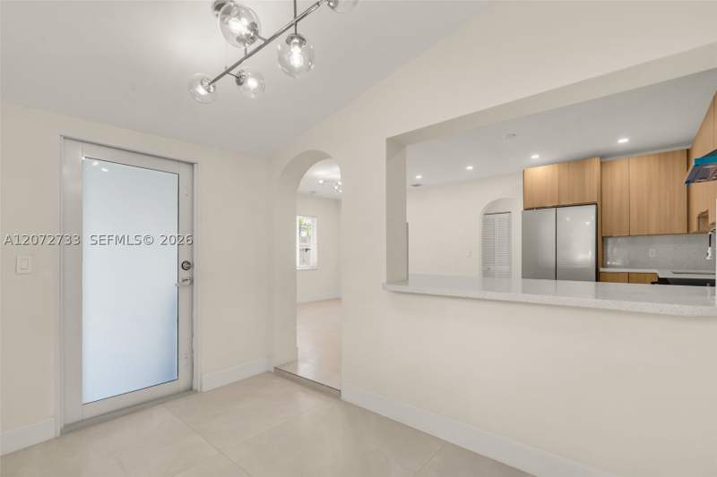 3 bedroom SingleFamilyResidence at 1514 NE 176th St, Fulford By The Sea Sec P, North Miami Beach — photo 5