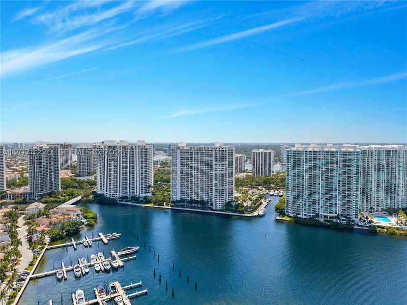 2 bedroom Condominium at 7000 Island Blvd 609, 7000 Isl Blvd Williams Is, Aventura — photo 1
