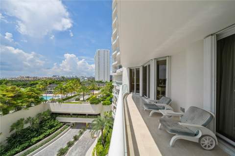 7000 Island Blvd 609, Aventura FL - photo 24 of 53
