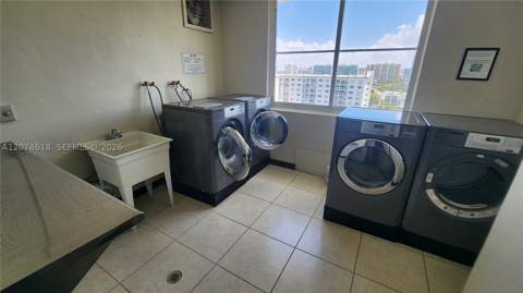 500 Bayview Dr 1725, Sunny Isles Beach FL - photo 22 of 25