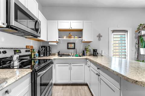 25419 SW 121st Ave, Homestead FL - photo 9 of 43