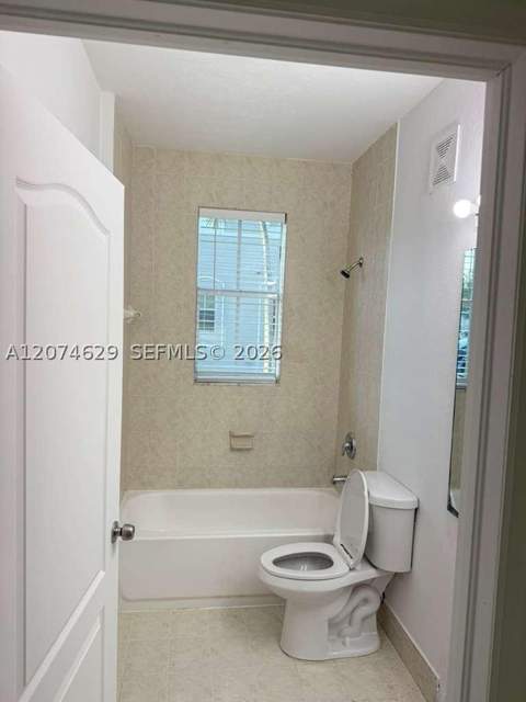 2903 SE 17th Ave 100, Homestead FL - photo 15 of 17