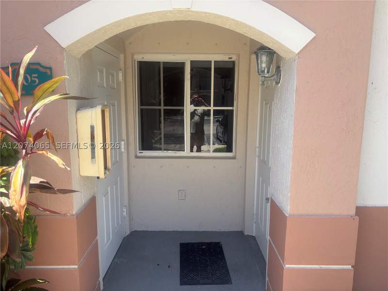 2 bedroom Condominium at 2910 SE 13th Rd 105-44, Venetia Gardens South Con, Homestead — photo 3