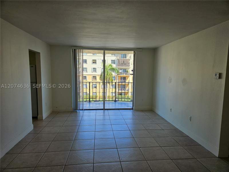 2 bedroom Condominium at 9320 Fontainebleau Blvd 401, The Fountains At Fontaine, Miami — photo 3