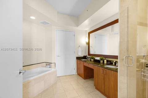 18001 Collins Ave 1514, Sunny Isles Beach FL - photo 18 of 25