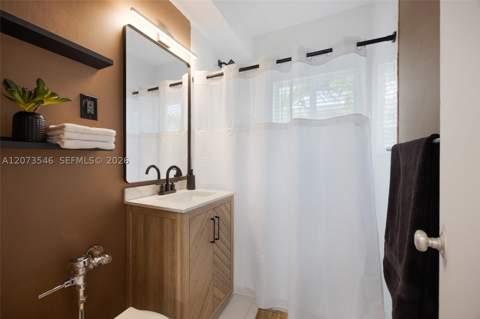 1110 Venetian Way 2B, Miami FL - photo 11 of 16