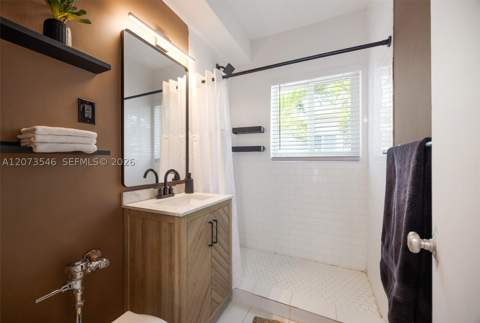 1110 Venetian Way 2B, Miami FL - photo 12 of 16