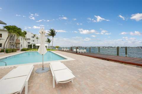 1110 Venetian Way 2B, Miami FL - photo 15 of 16