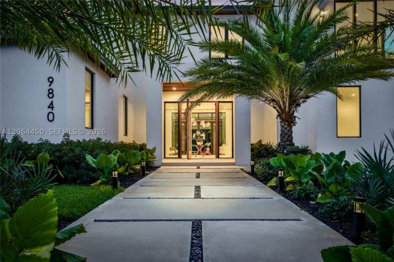 6 bedroom SingleFamilyResidence at 9840 SW 73rd Ct, Hillmont, Pinecrest — photo 1