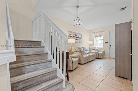 1034 NE 30th Ave, Homestead FL - photo 14 of 35