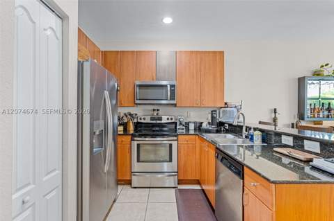 1034 NE 30th Ave, Homestead FL - photo 9 of 35