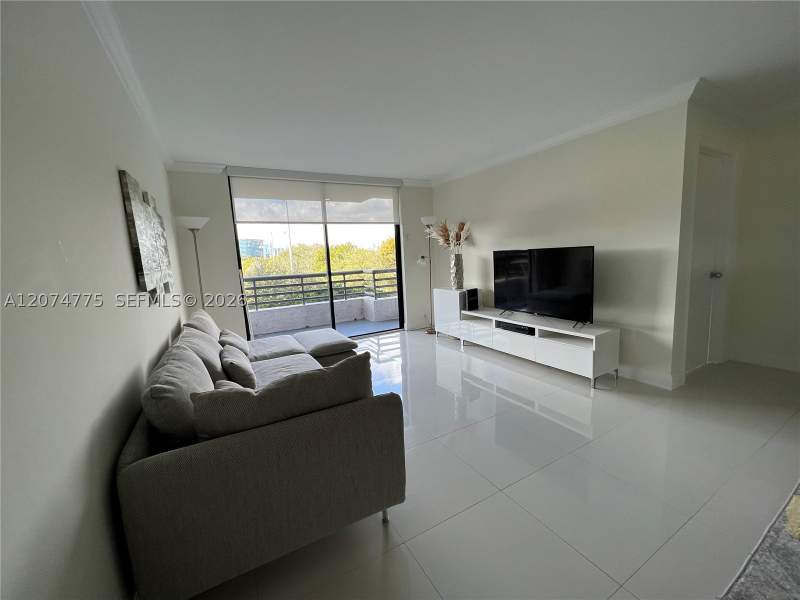 3 bedroom Condominium at 3300 NE 191st St 406, Parc Central Aventura Sou, Aventura — photo 3