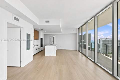 1400 Biscayne Blvd 3201, Miami FL - photo 10 of 54