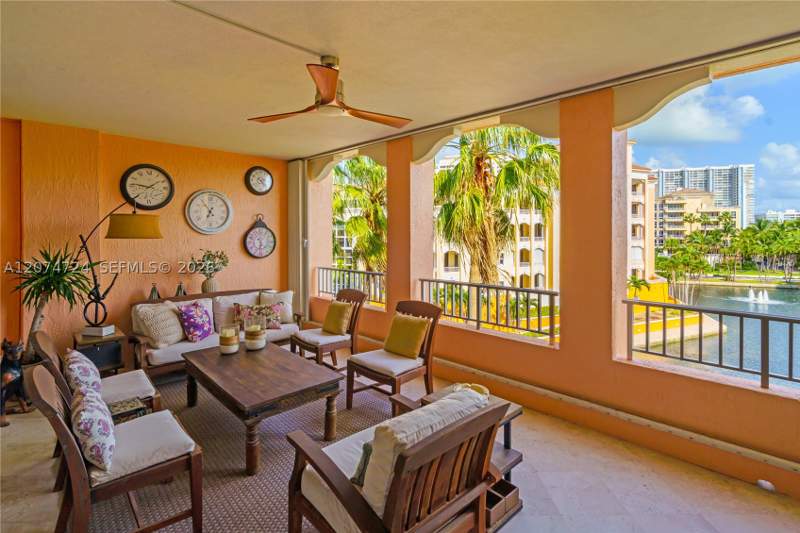 2 bedroom Condominium at 737 Crandon Blvd Ph-1, Lake Villa Two Condo, Key Biscayne — photo 3