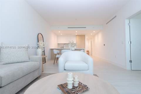 2411 Laguna Circle 1704, North Miami FL - photo 10 of 59
