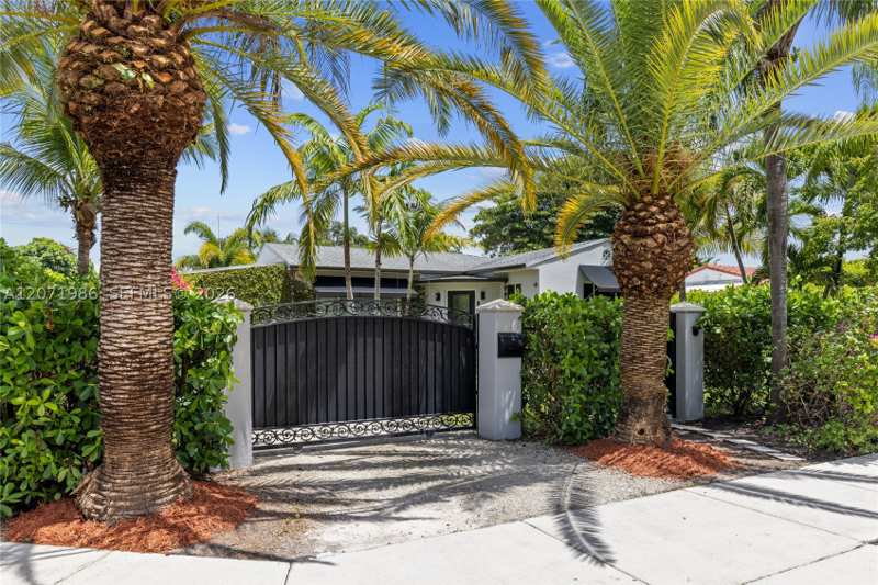 3 bedroom SingleFamilyResidence at 2831 SW 21st Ter, Millerdale, Miami — photo 1