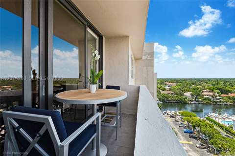 90 Edgewater Dr Ph11, Coral Gables FL - photo 11 of 19