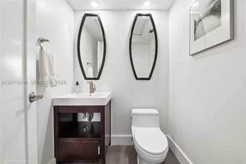 90 Edgewater Dr Ph11, Coral Gables FL - photo 8 of 19