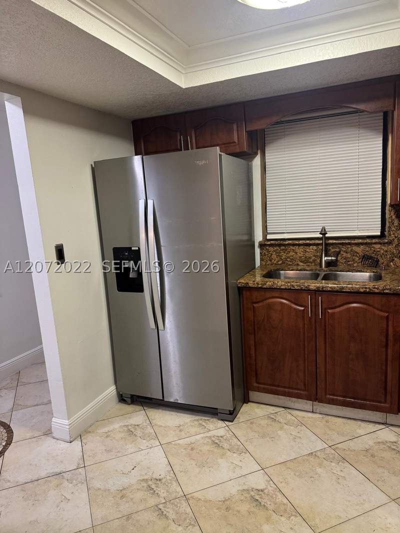 2 bedroom Condominium at 10851 SW 6th St 5, Villas De Cancun Condo, Sweetwater — photo 4