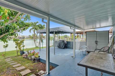 903 W 77th St, Hialeah FL - photo 19 of 29