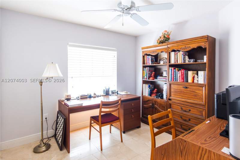 4 bedroom SingleFamilyResidence at 10564 NW 57th St, Doral Sands, Doral — photo 4