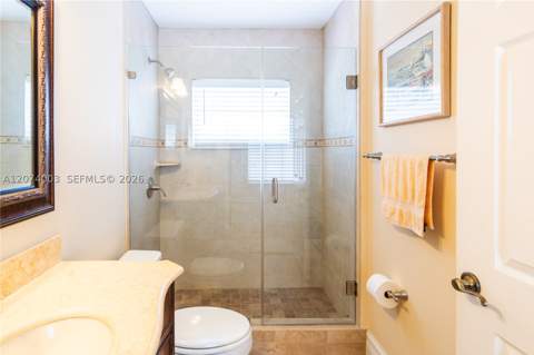 10564 NW 57th St, Doral FL - photo 8 of 76