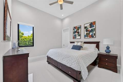 10352 NW 131st St, Hialeah Gardens FL - photo 22 of 31