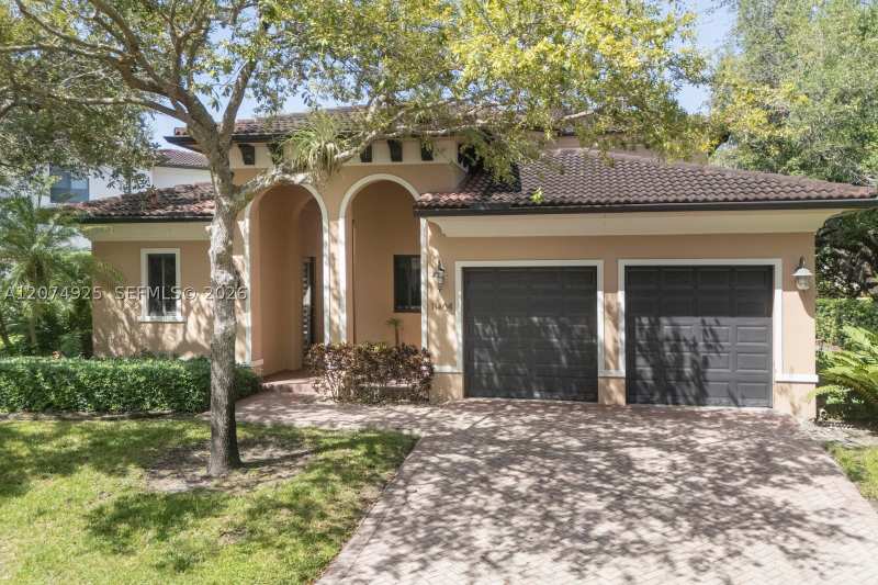 4 bedroom SingleFamilyResidence at 11404 Four Fillies Rd, Smathers Four Fillies Far, Pinecrest — photo 1