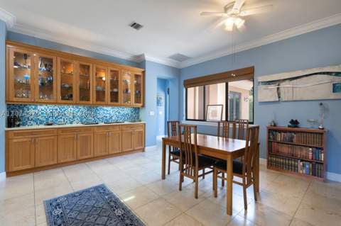 11404 Four Fillies Rd, Pinecrest FL - photo 10 of 42