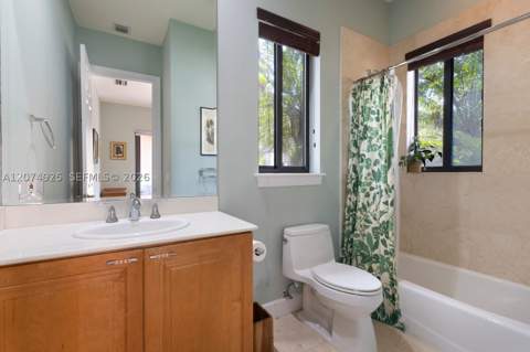11404 Four Fillies Rd, Pinecrest FL - photo 22 of 42