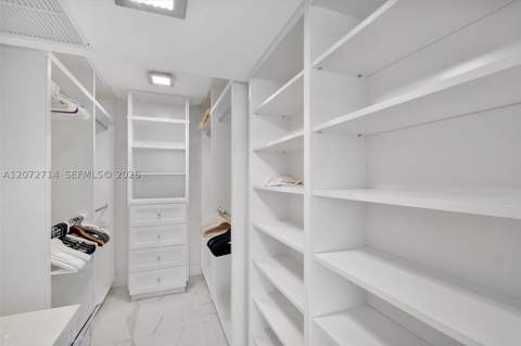 5555 Collins Ave 16B, Miami Beach FL - photo 13 of 35