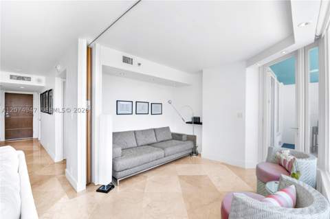 400 S Pointe Dr 505, Miami Beach FL - photo 12 of 43