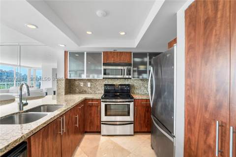 400 S Pointe Dr 505, Miami Beach FL - photo 14 of 43