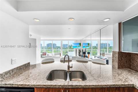 400 S Pointe Dr 505, Miami Beach FL - photo 16 of 43