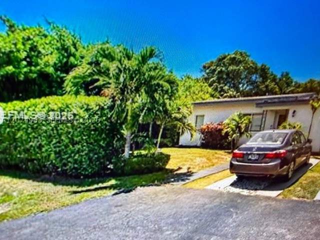 3 bedroom SingleFamilyResidence at 6566 SW 52nd Ter, Grandview Park, South Miami — photo 2