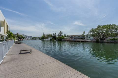 350 S Shore Dr 15, Miami Beach FL - photo 19 of 28