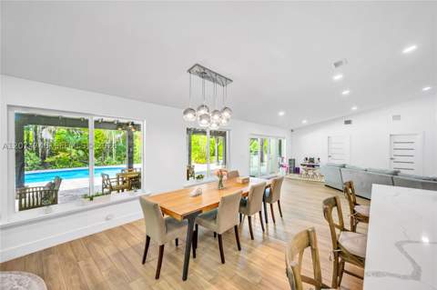 8440 SW 182nd Ter, Palmetto Bay FL - photo 17 of 81