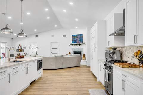 8440 SW 182nd Ter, Palmetto Bay FL - photo 23 of 81