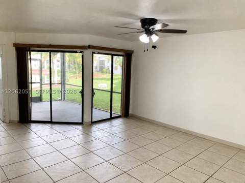 1051 Jefferson Dr 1051K, Homestead FL - photo 8 of 22
