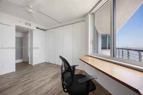 335 S Biscayne Blvd 2805, Miami FL - photo 13 of 37