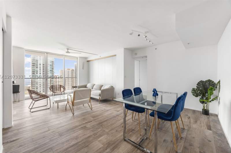 2 bedroom Condominium at 335 S Biscayne Blvd 2805, One Miami East Condo, Miami — photo 5