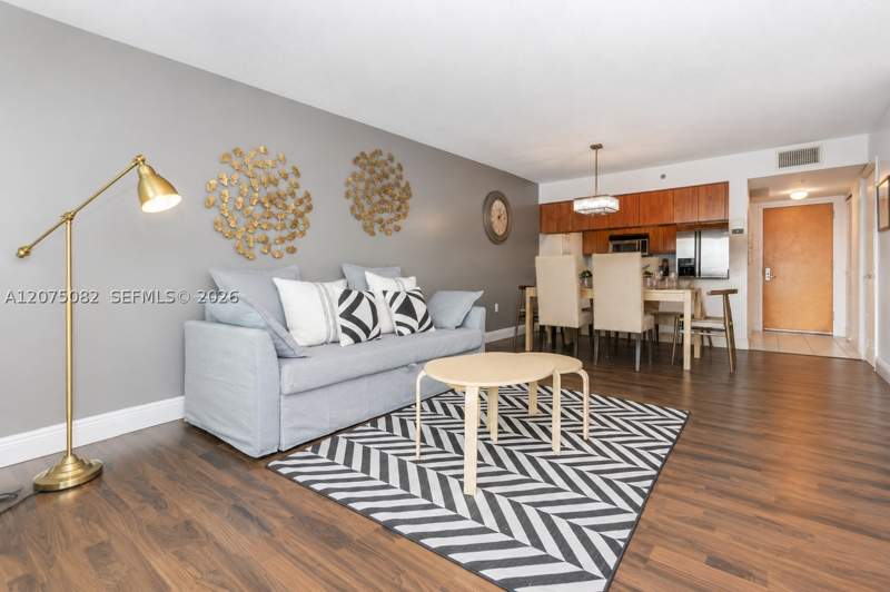 1 bedroom Condominium at 1200 Brickell Bay Dr 3207, The Club At Brickell Bay, Miami — photo 3