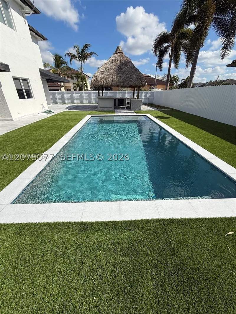 4 bedroom SingleFamilyResidence at 15624 SW 20th St, Efm Estates Sections Two, Miami — photo 3