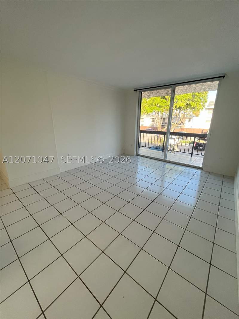 2 bedroom Condominium at 8311 SW 142nd Ave I204, Captiva Lakes Villas Cond, Miami — photo 3