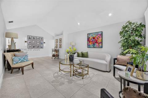 15401 SW 144th Ave, Miami FL - photo 6 of 46