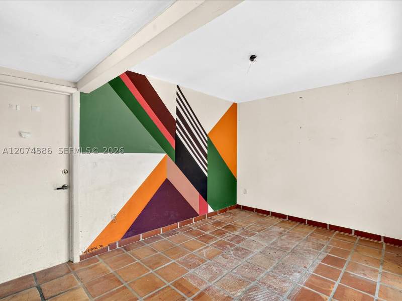 3 bedroom SingleFamilyResidence at 5710 SW 89th Ave, Darlington Manor, Miami — photo 4