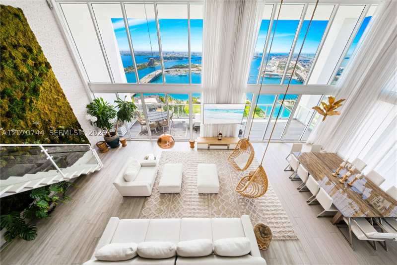 6 bedroom Condominium at 1040 Biscayne Blvd 4602, Ten Museum Pk Residential, Miami — photo 1